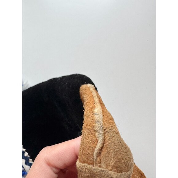 Vintage Kids' Inuit Beaded Suede Black Fur Shaft Tasseled Pom Pom Mukluk Boots - Picture 12 of 16